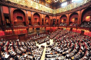 Parlamento, Sinistra non vota mozione piano di pace