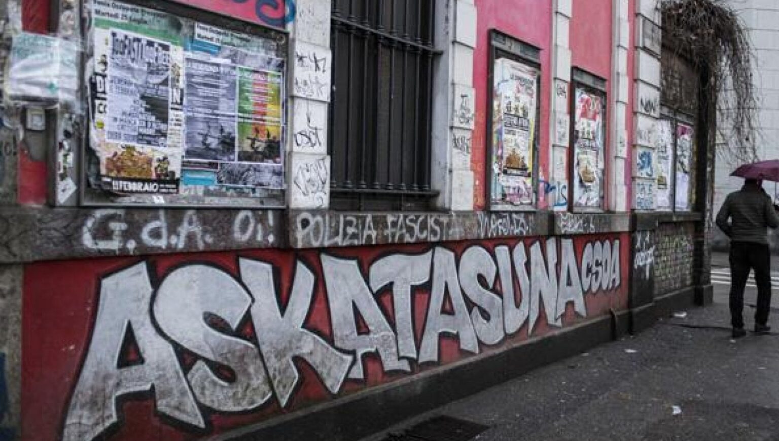 askatasuna occupa università torino
